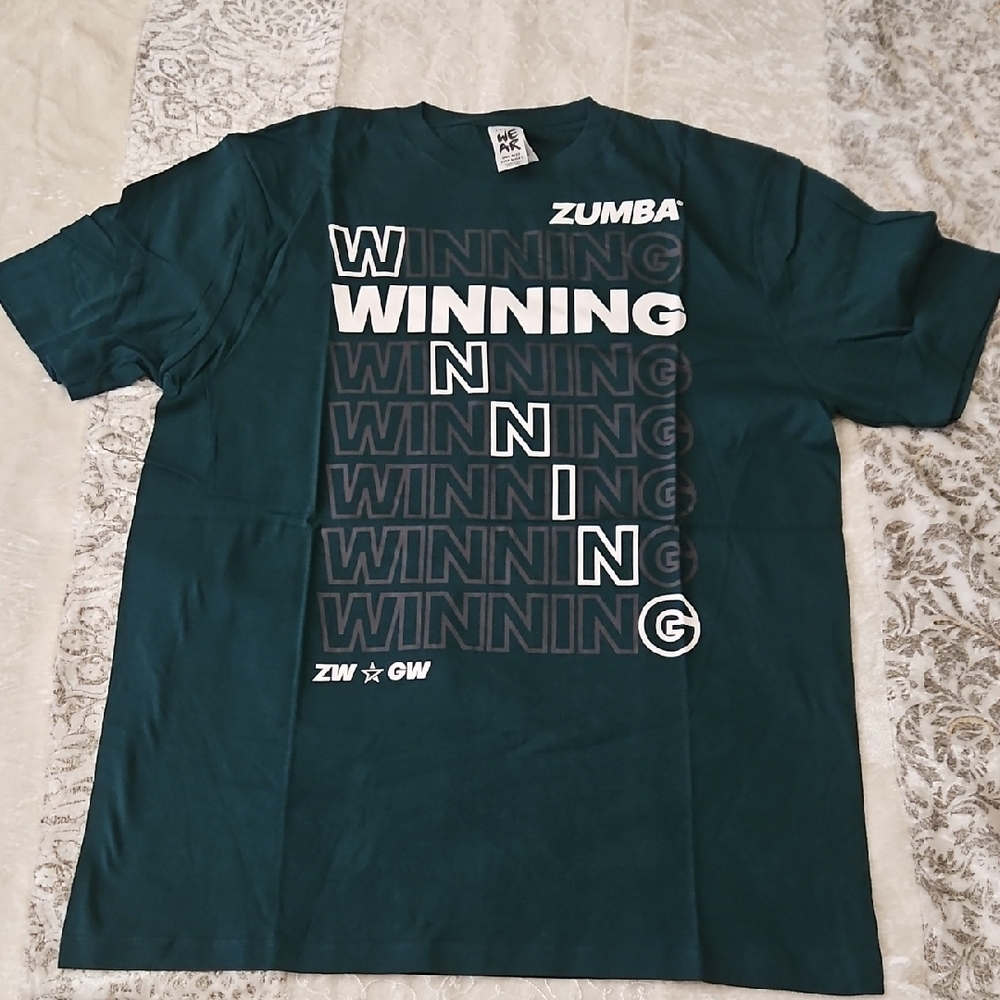 Zumba Fitness Men's Dark Green Winning Tee - PIT 22" ; Length 29.5"